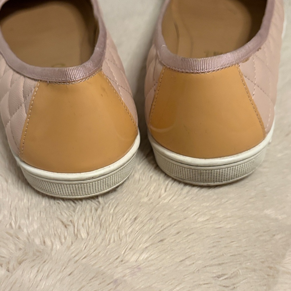 Salvatore Ferragamo Blush and Beige Quilted Flats - Picture 4 of 6
